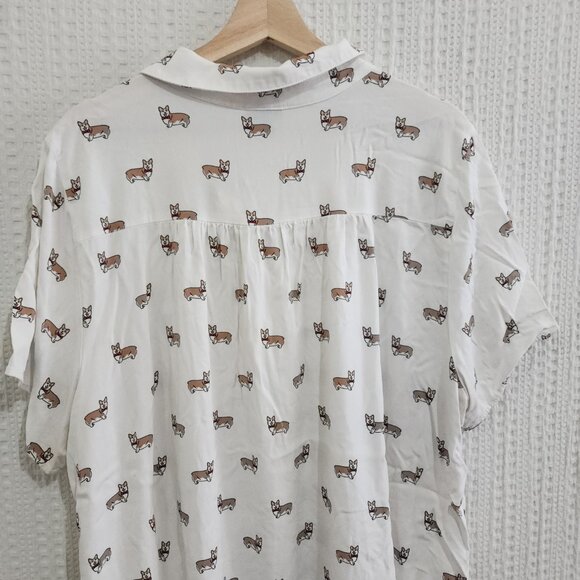 Torrid Plus Size White Corgi Print Stretch Challis Button-Front Shirt Size 3X - Picture 5 of 13